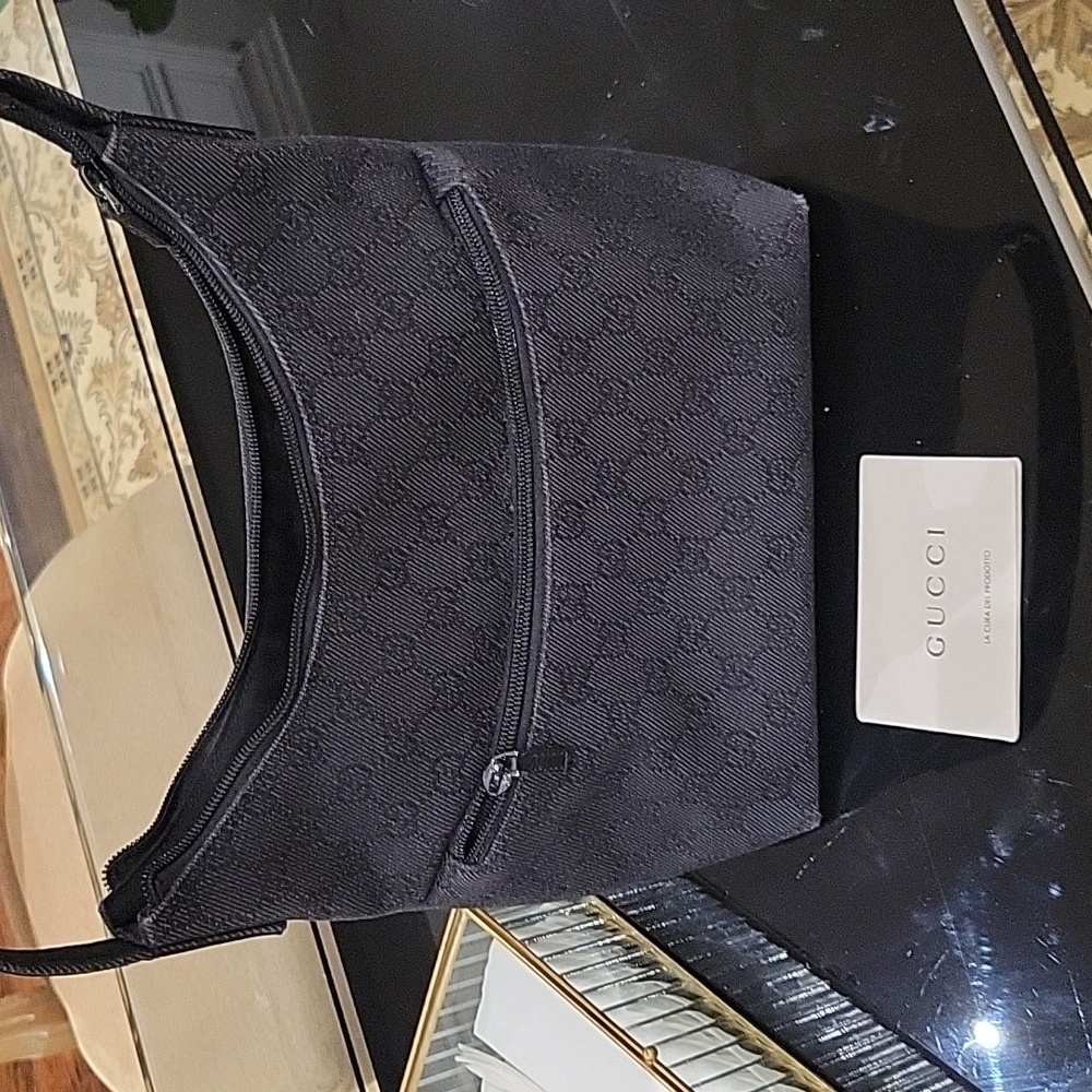 Gucci shoulder bag